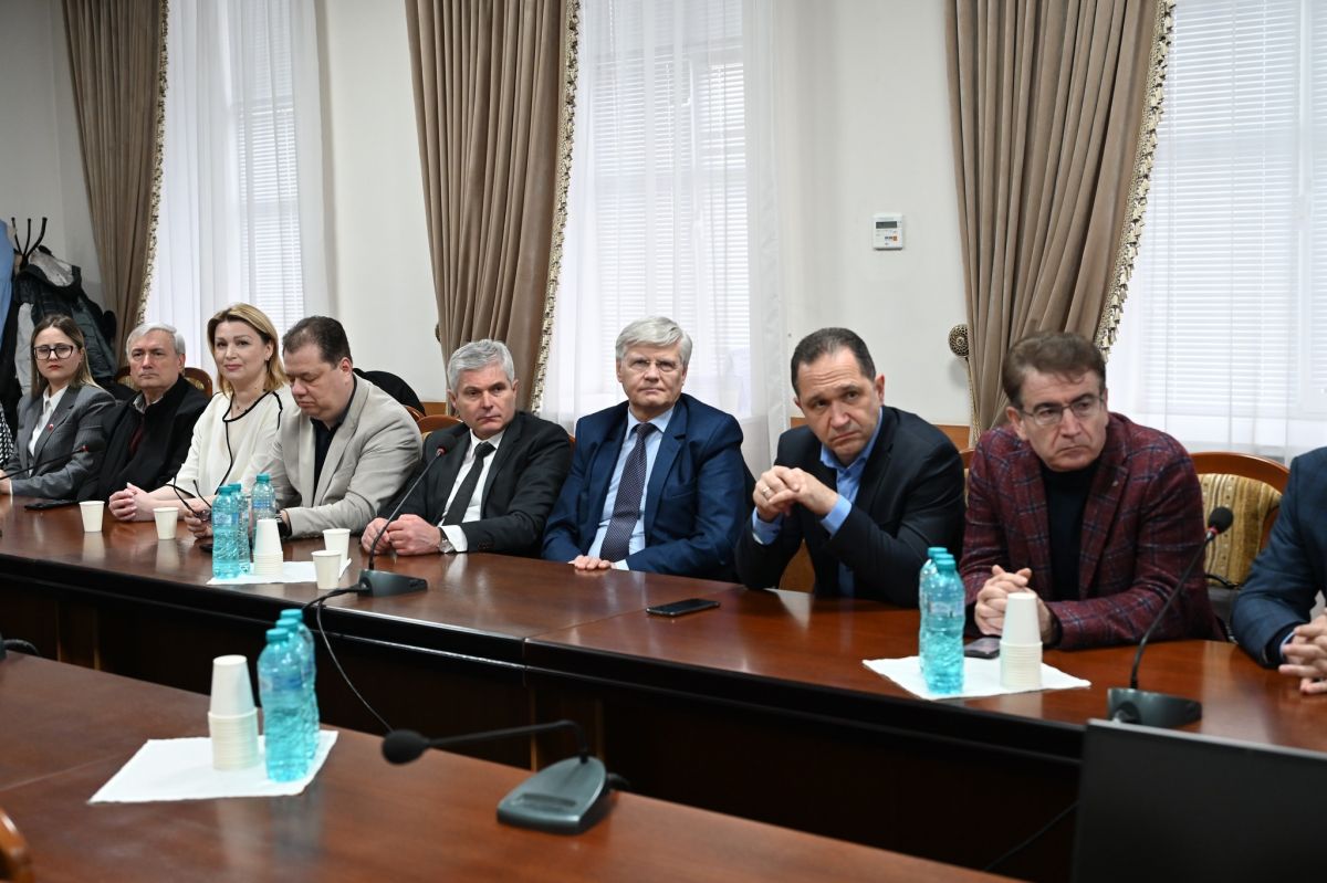 comisia externă de evaluare internationala